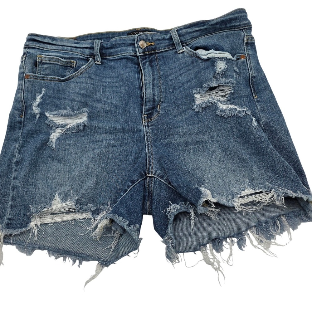 Thrashed Judy Blue Denim Shorts Women 2XL Blue Distressed Raw Hem Beachwear